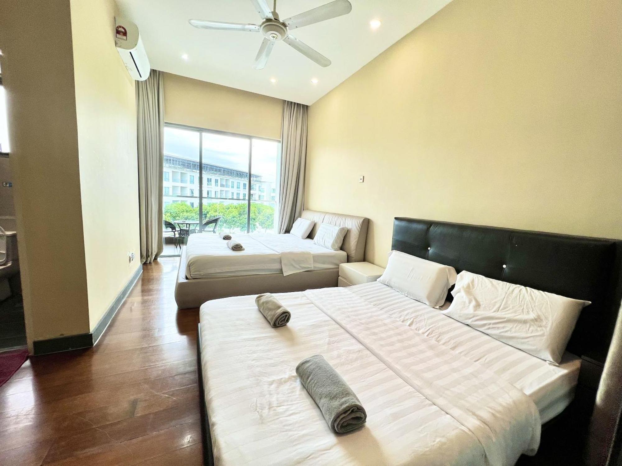 Margo Istay - The Loft Imago Hotel